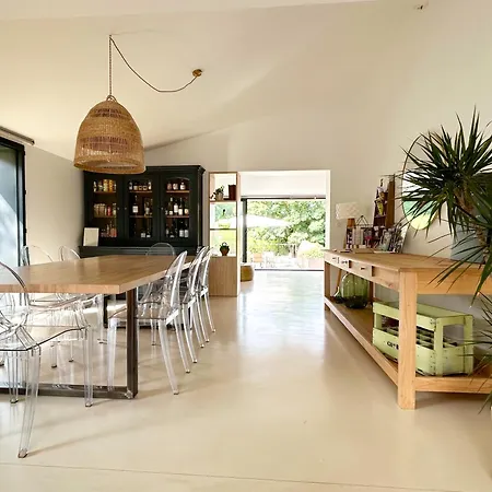 Barbarens Πανσιόν